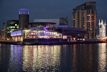 Sunset, the Lowry Theatre, Salford Quays
